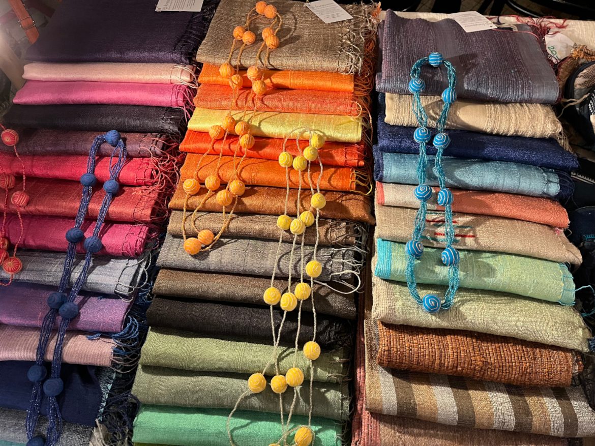 1738081068 Ve065 2 Original