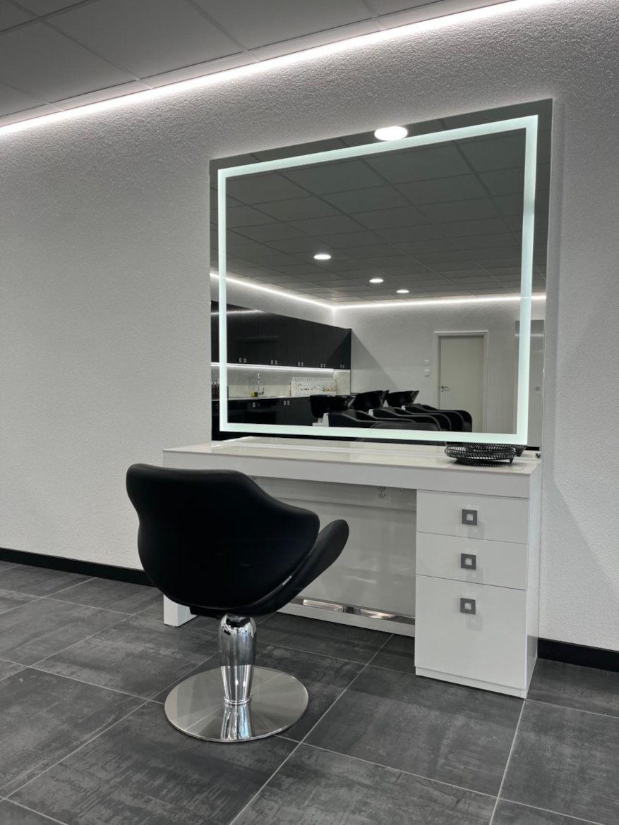 1765784837_VF1529_3_original