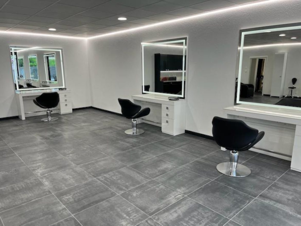 1765784830_VF1529_2_original