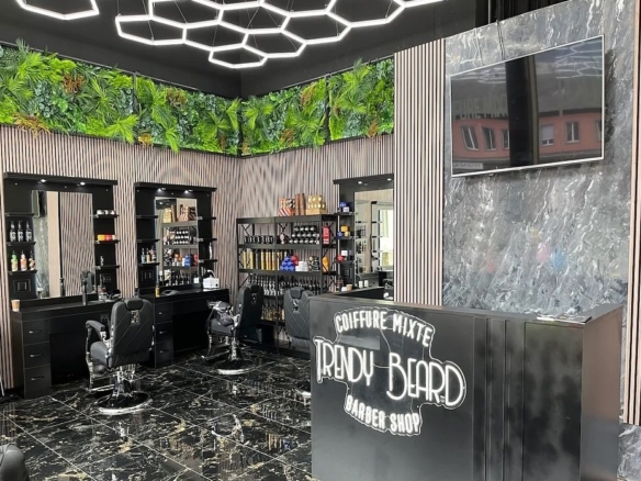 Sion – Superbe Barbershop Et Salon De Coiffure Mixte À Vendre