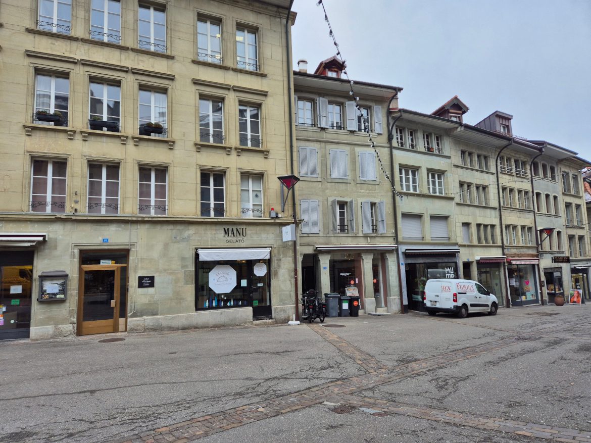 1737564738_VF1341_4_original Agencement de bureau à vendre avec reprise de bail | Fribourg