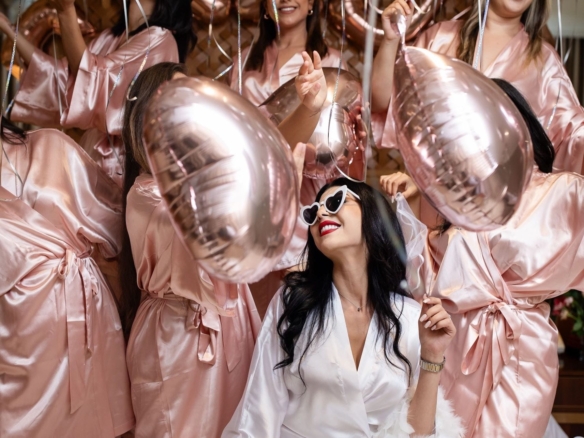 Lausanne – Boutique De Robes De Fêtes À Vendre Avec Stock